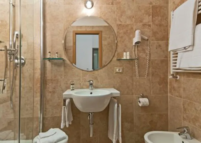 Le Clarisse Pantheon 3* Rome