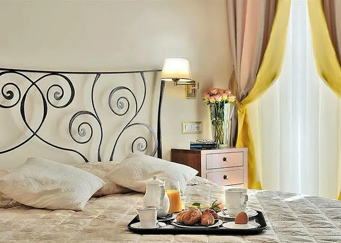 Le Clarisse Pantheon 3* Rome
